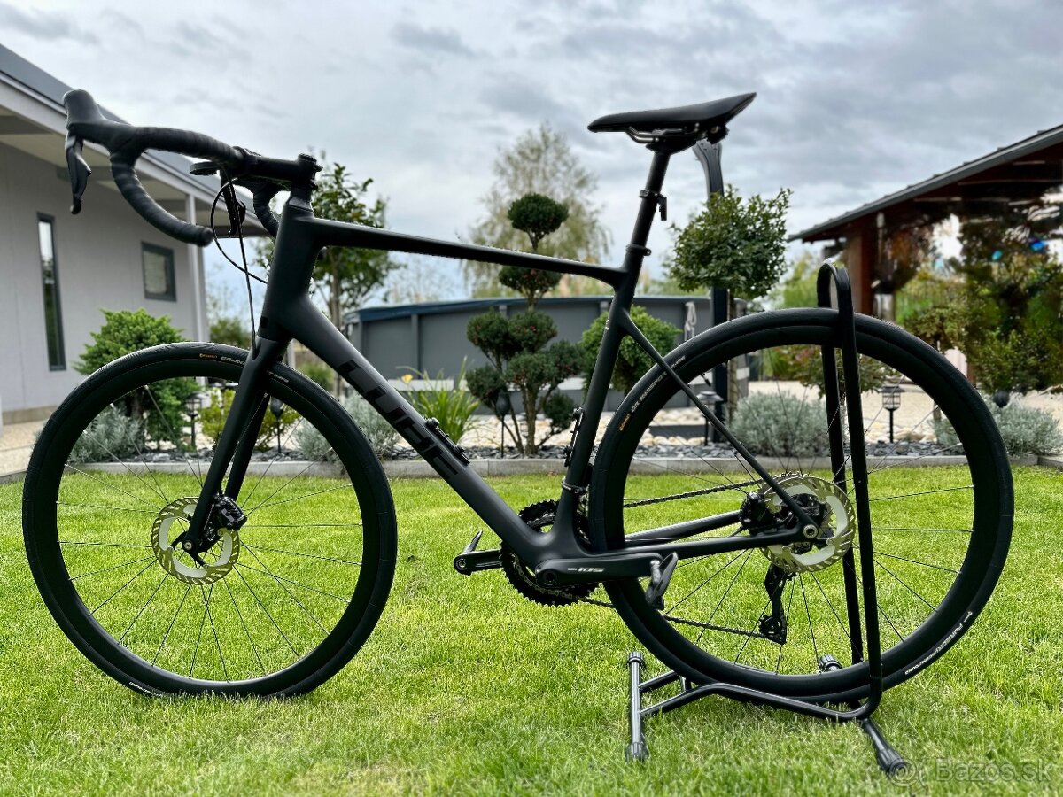 Cube Attain GTC SL Carbon 2024 Shimano 105 Di2