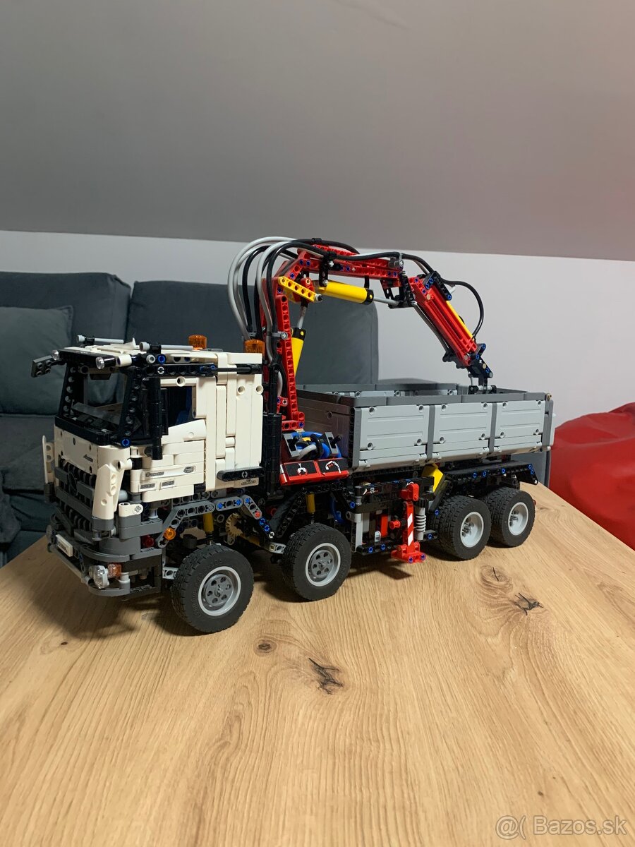 Lego technic Mercedes Benz 42043