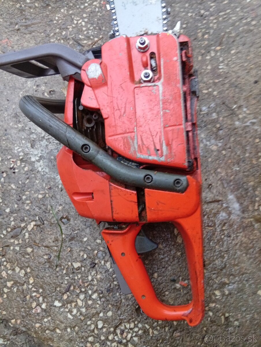 Predám tuto motorovu pílu Husqvarna 340