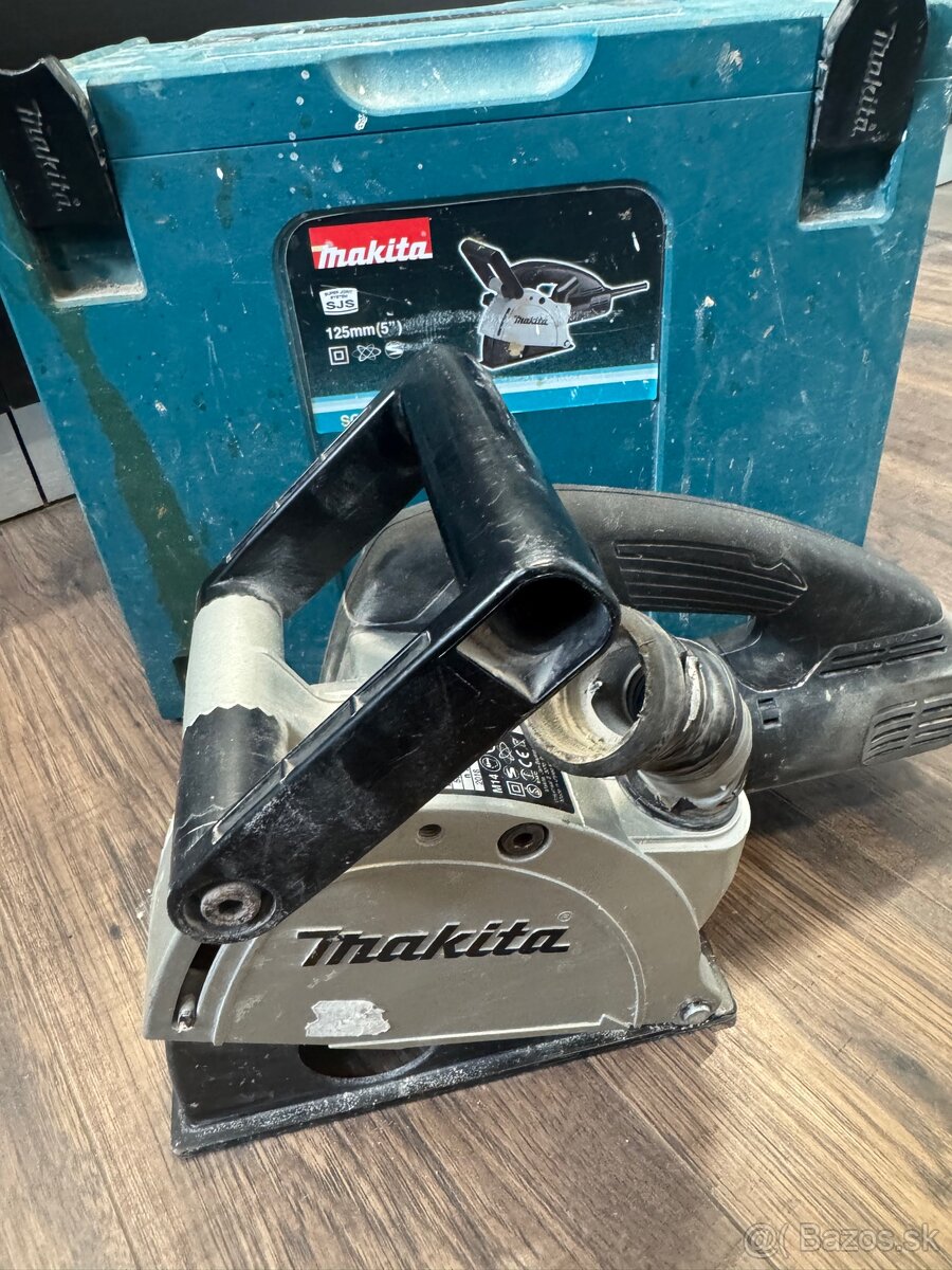 Drážkovacia fréza Makita