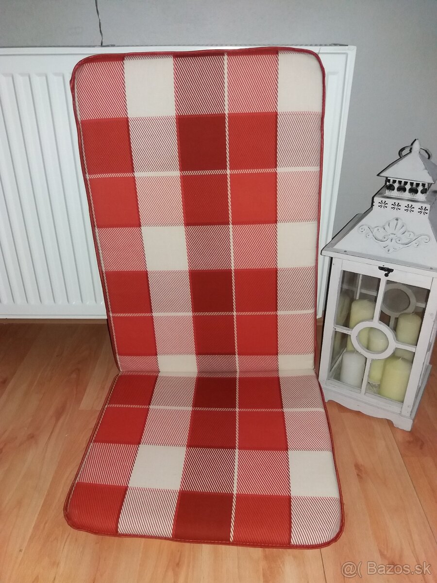 Predám 2ks podusiek na zahradne kresla