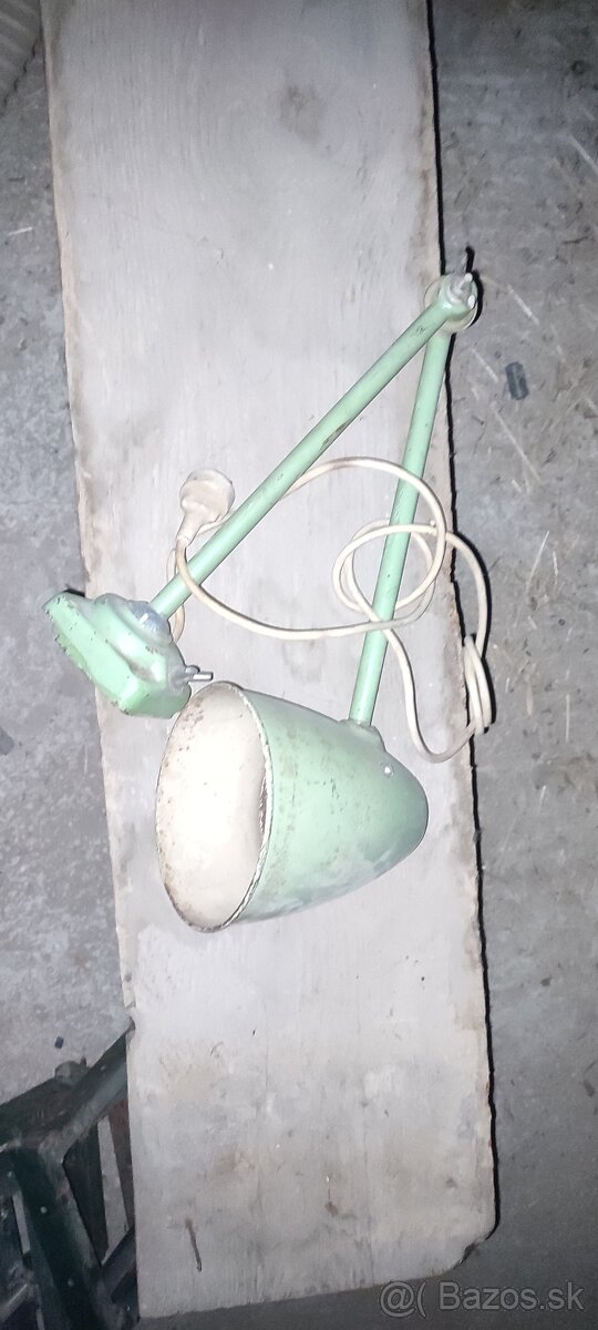 Predám lampu na sústruh lampu na frezu