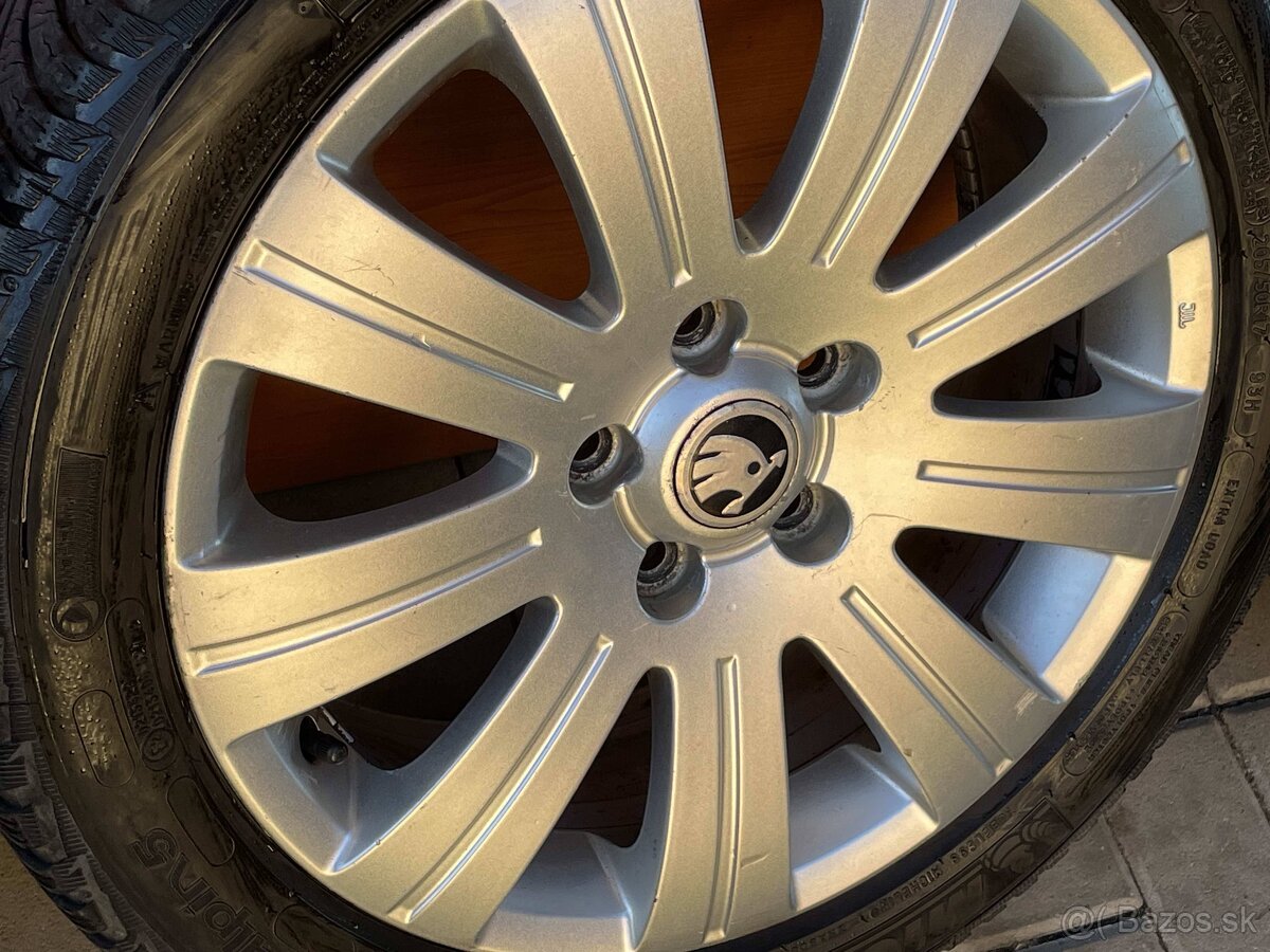 Skoda ORIGINAL ALU Flash R17 5x112 6jx17 ET 45