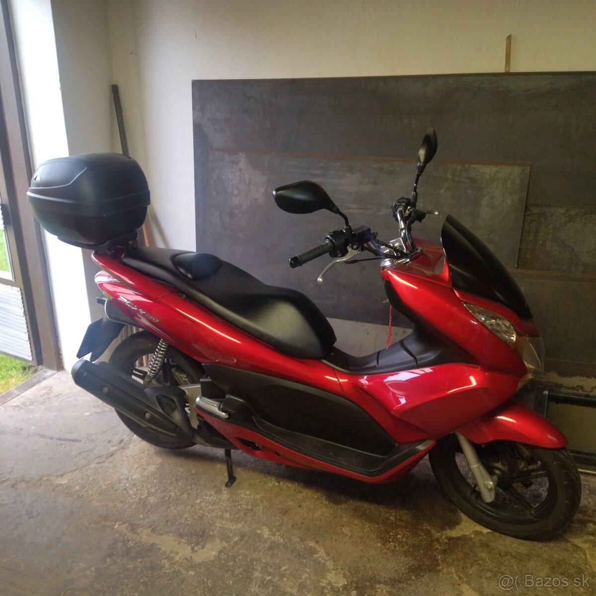 Predám Hondu PCX 150
