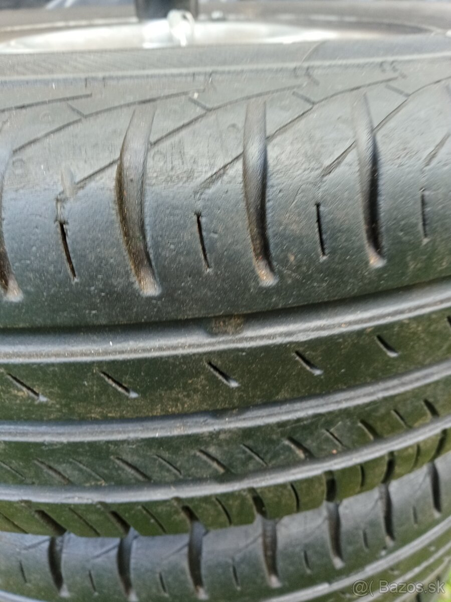 Predám letné pneumatiky 165/70r13