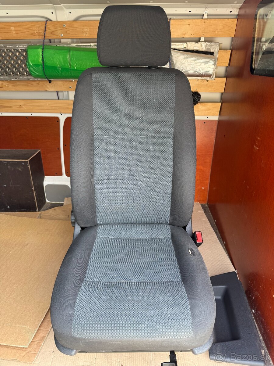 sedačka VW Transporter T 6