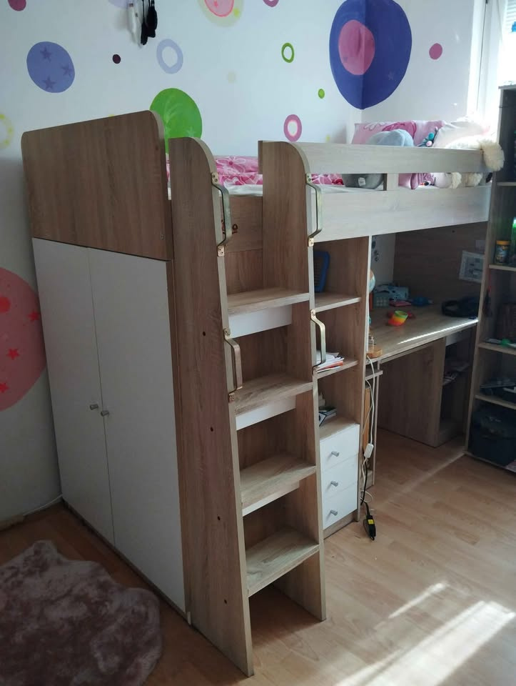 vyvýšená posteľ