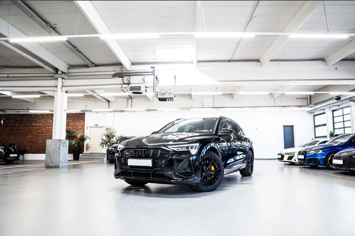 Audi E-tron