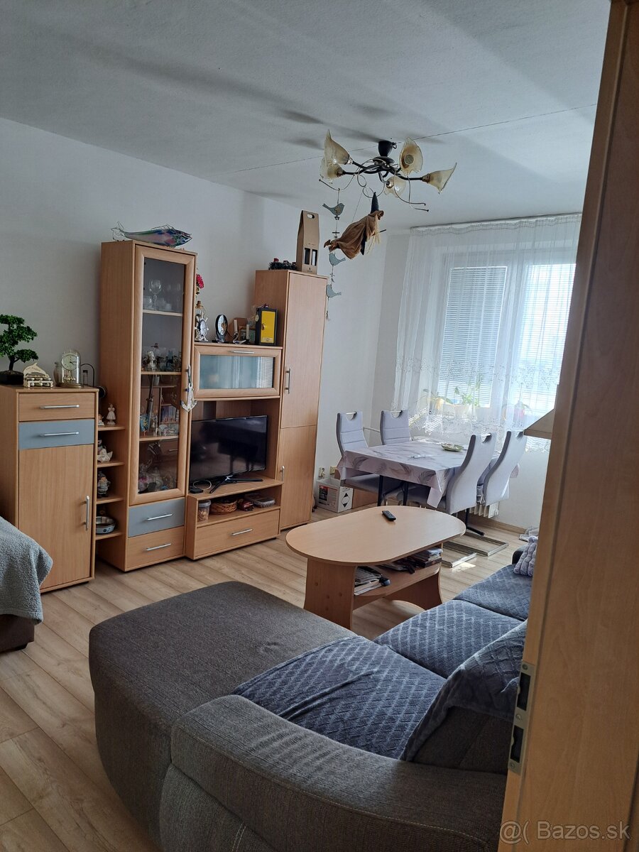 Predam 3 izbovy byt Jiraskova Trnava