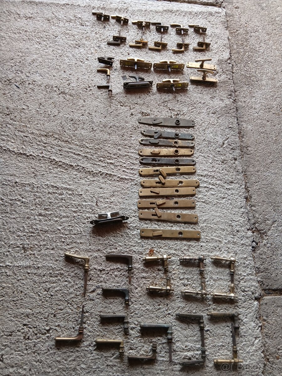 Predam mosadzne kľučky