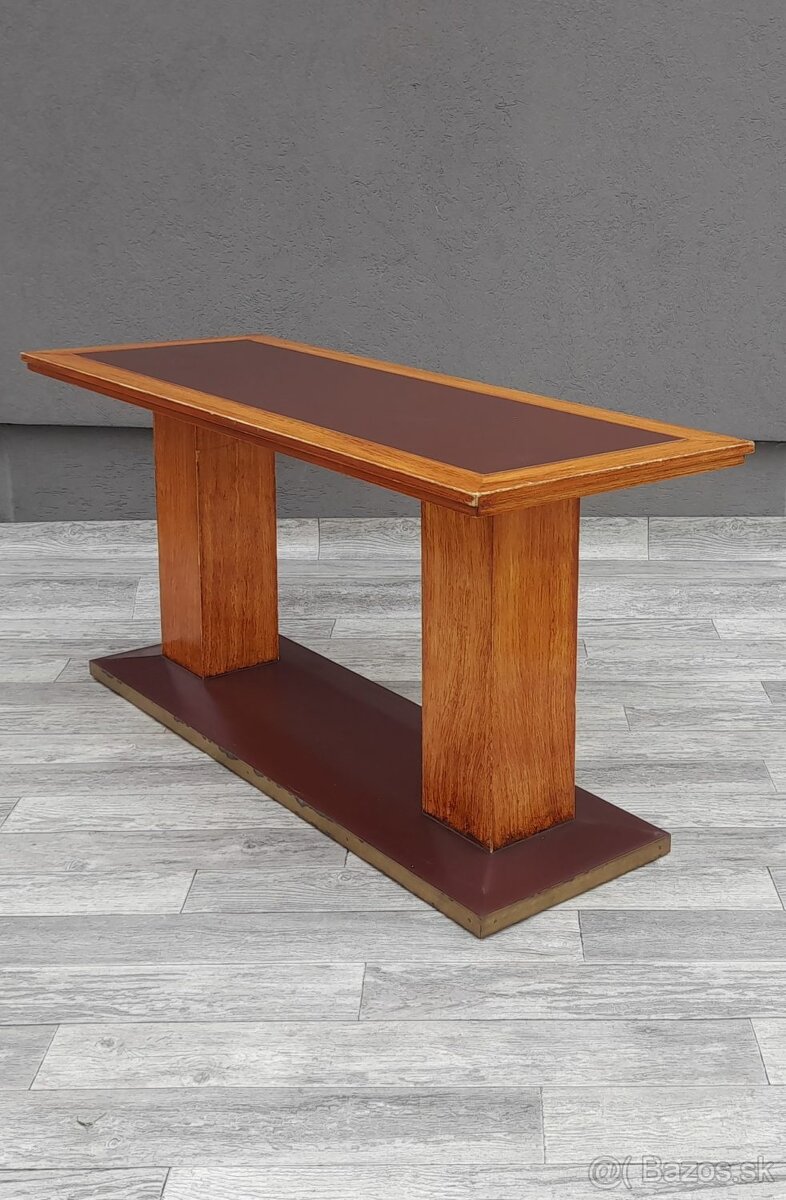 Stolík obdĺžnikový – príručný.