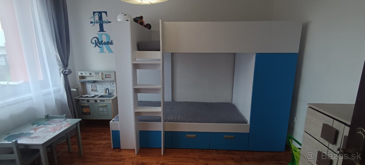 Poschodová postel