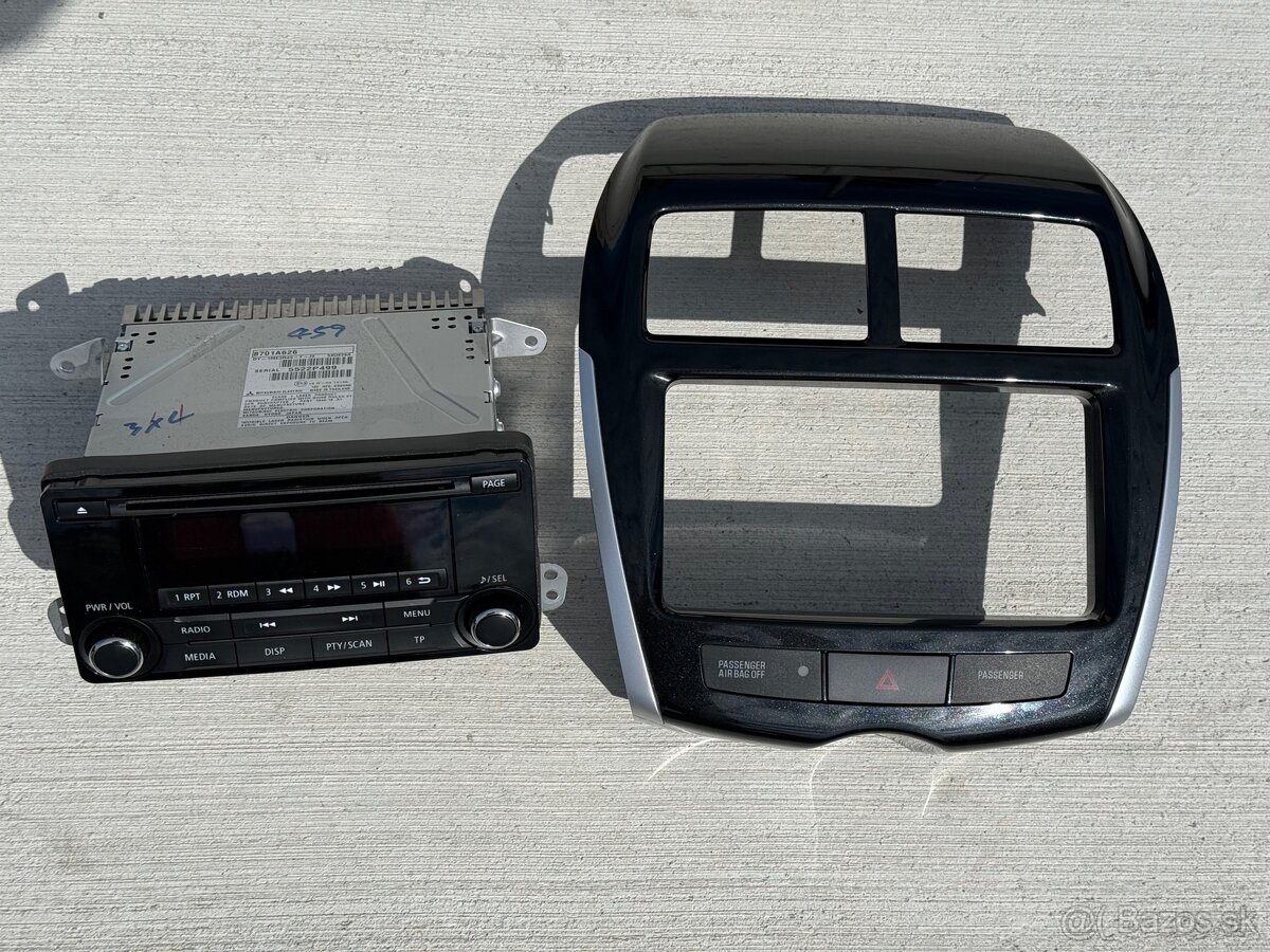 Rádio aj s rámom Citroën C4, Mitsubishi ASX, P4008
