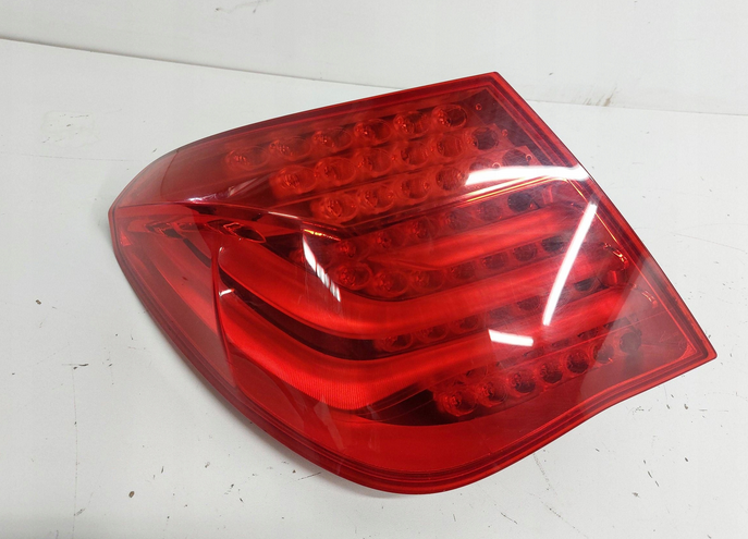 BMW 7 F01 F02 ľavé zadné svetlo Led