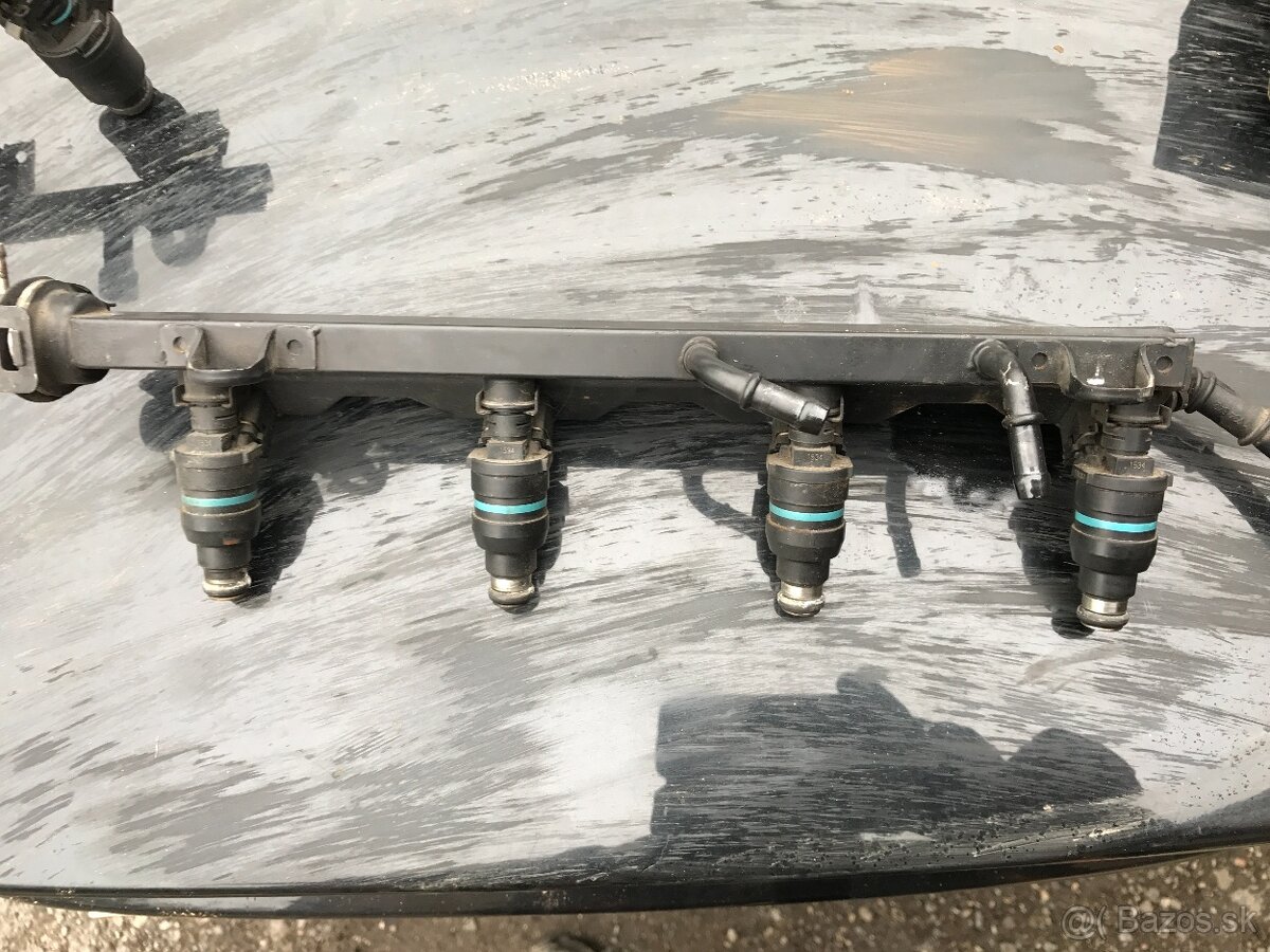 Predám vstrekovacie rampy na BMW e36