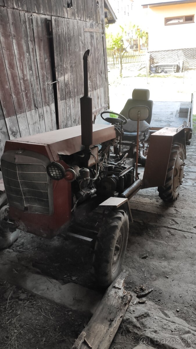 Doma traktor