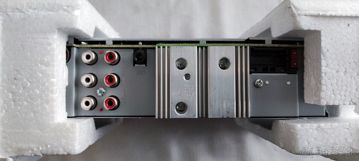 Predám rádio Kenwood KMM-BT309