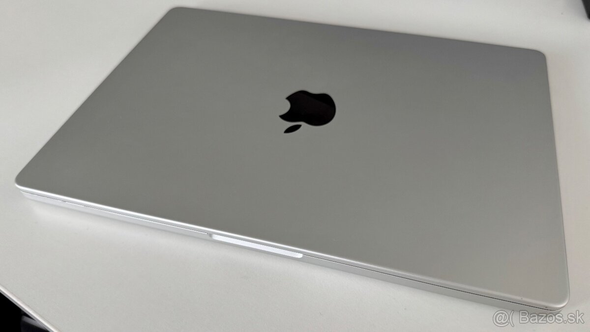MacBook M1 Pro (14-palcový, 2021) 100% stav