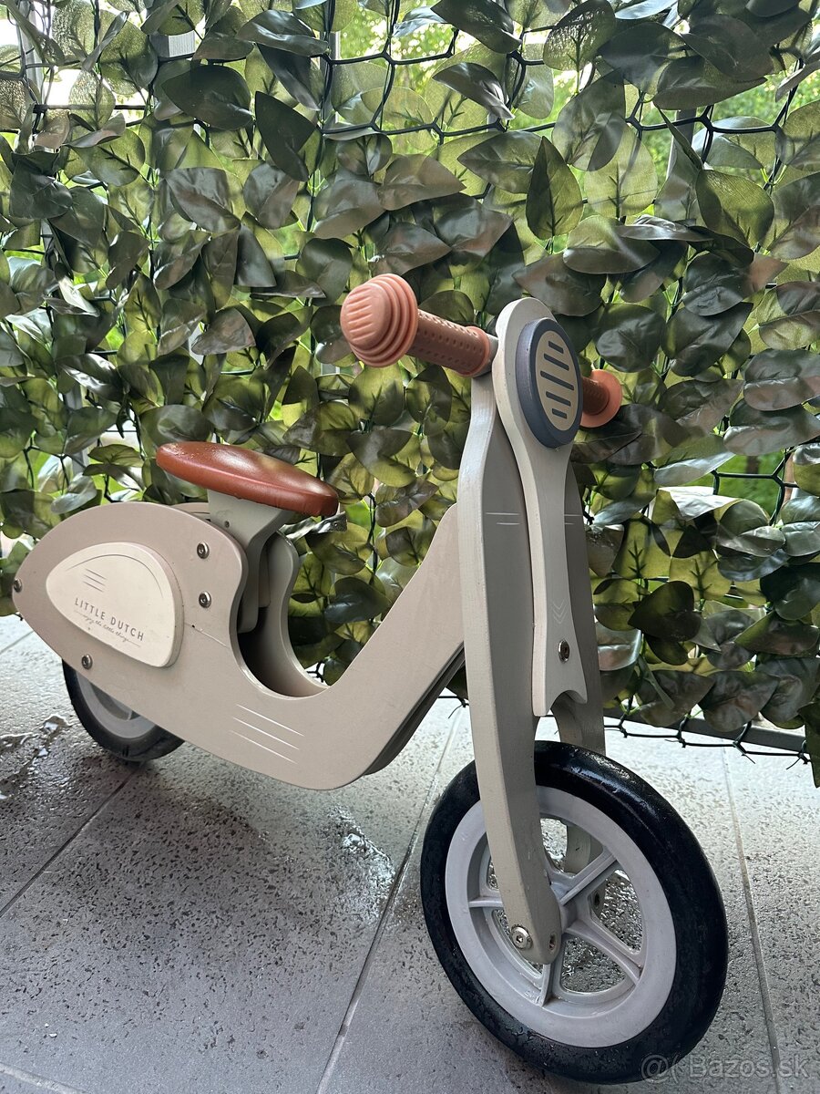 Odražadlo Little dutch olivové