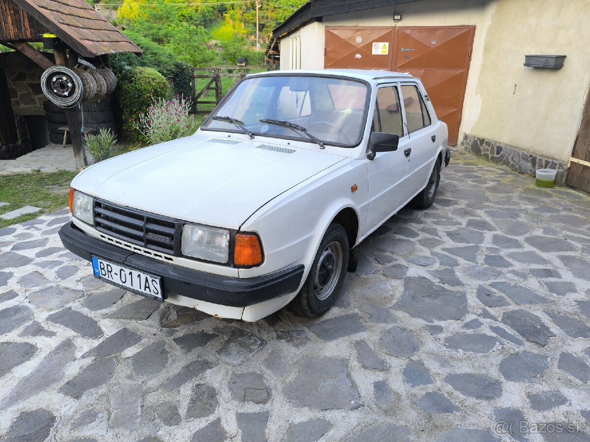 Škoda 105 S
