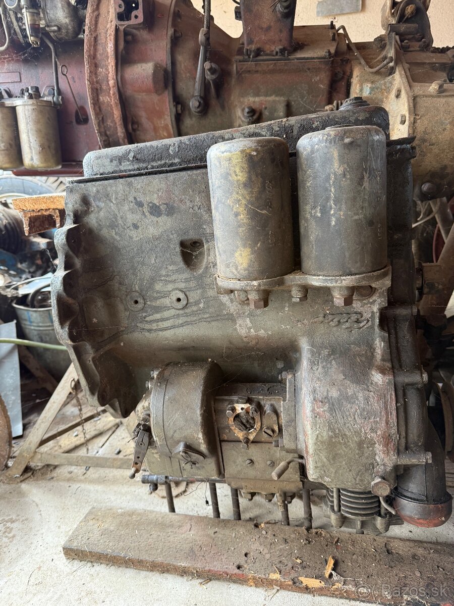 3-valcový motor Zetor Major