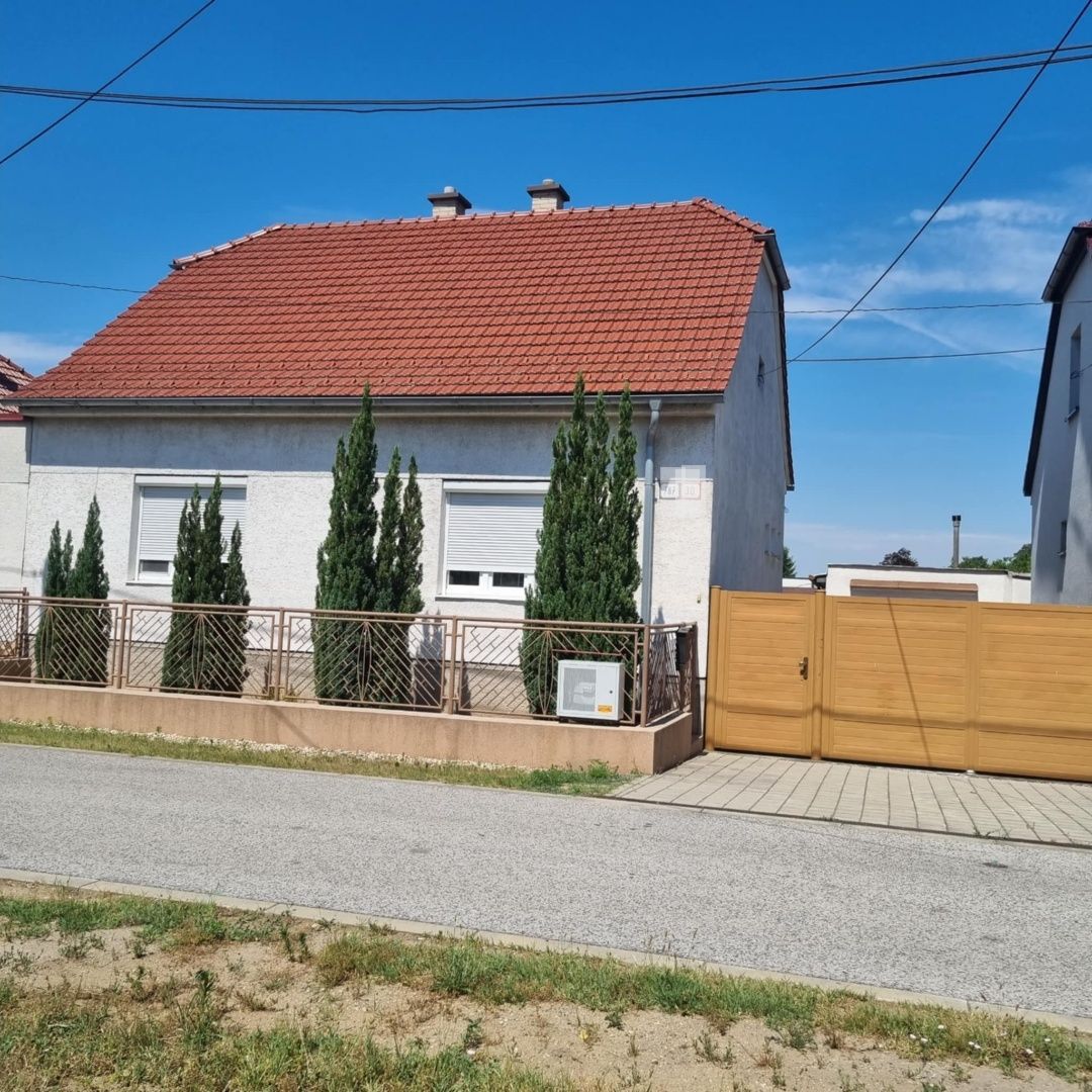 Rodinný dom na predaj - Malacky.