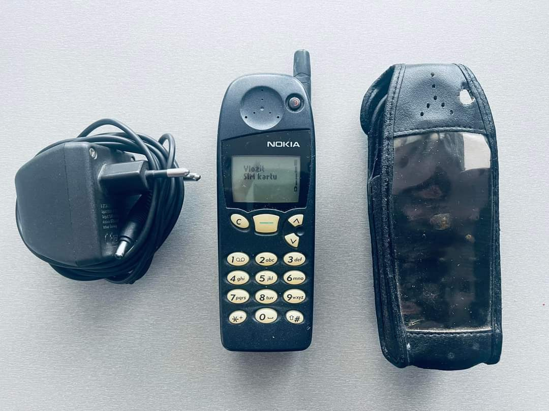 Nokia retro mobily