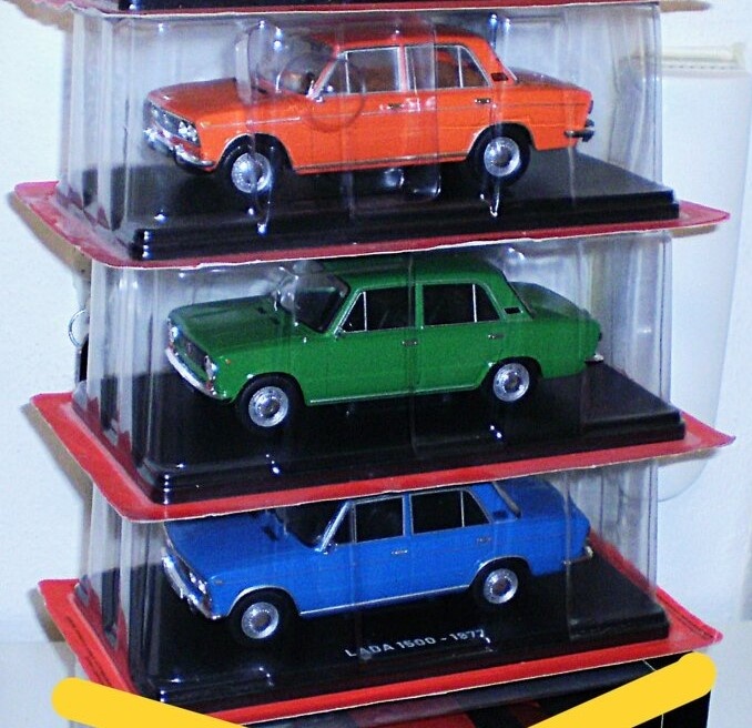 LADA 21011 , LADA 2103 , 1:24 , HACHETTE