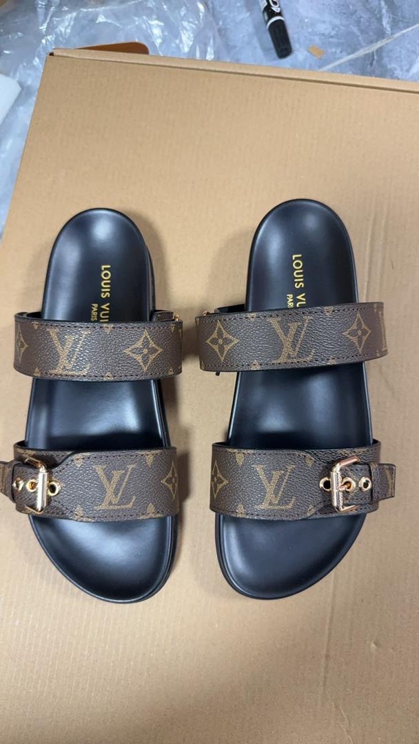 Dámske šľapky Louis Vuitton