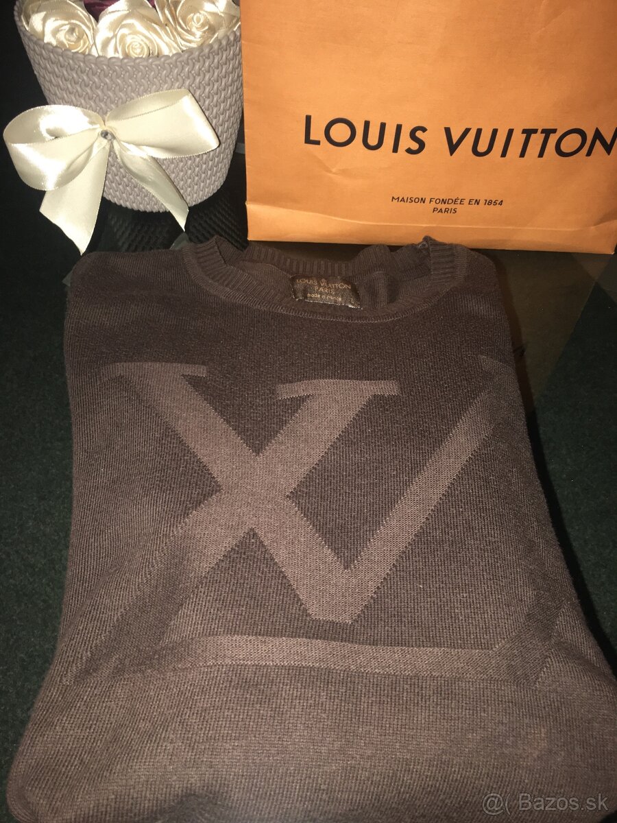 LOUIS VUITTON originál čokoládový damsky svetrik L