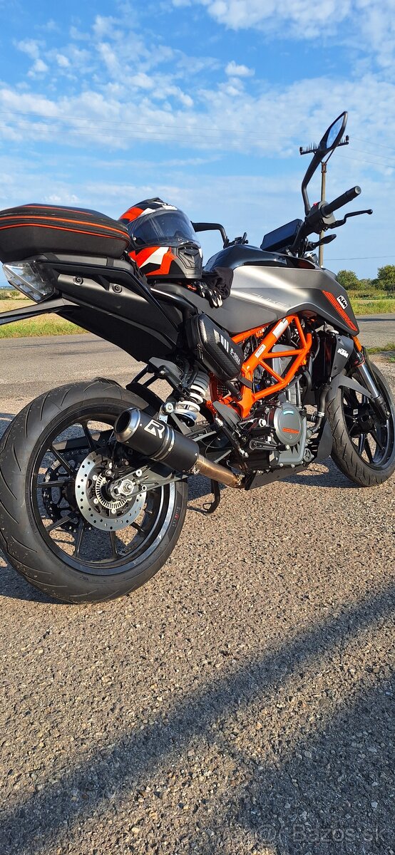 KTM Duke 390