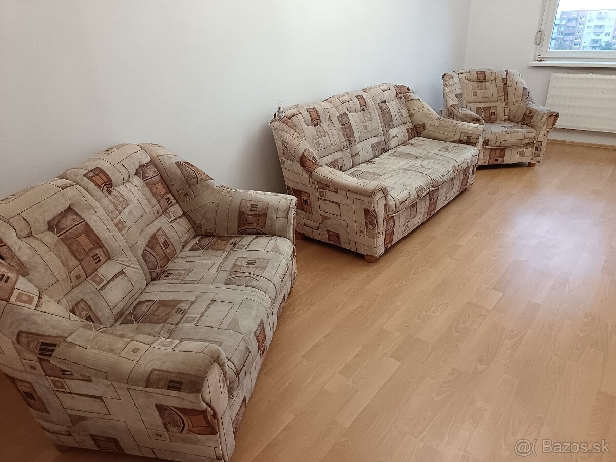 Predam rozkladaciu gaucovu supracu 3+2+1