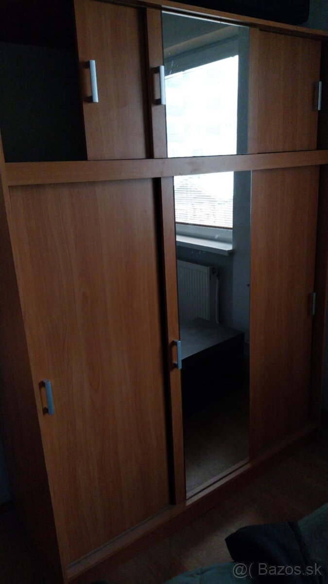 Kuchynská linka ,skriňa