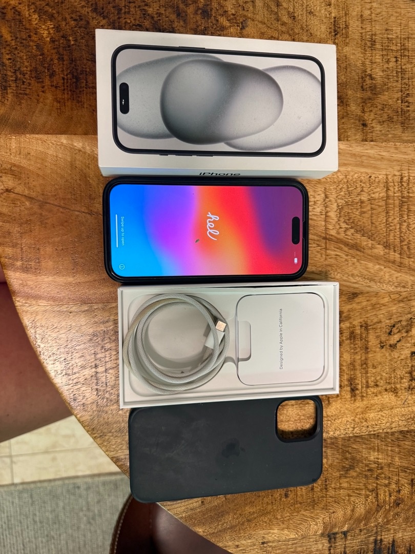 iPhone 15 Black 256GB