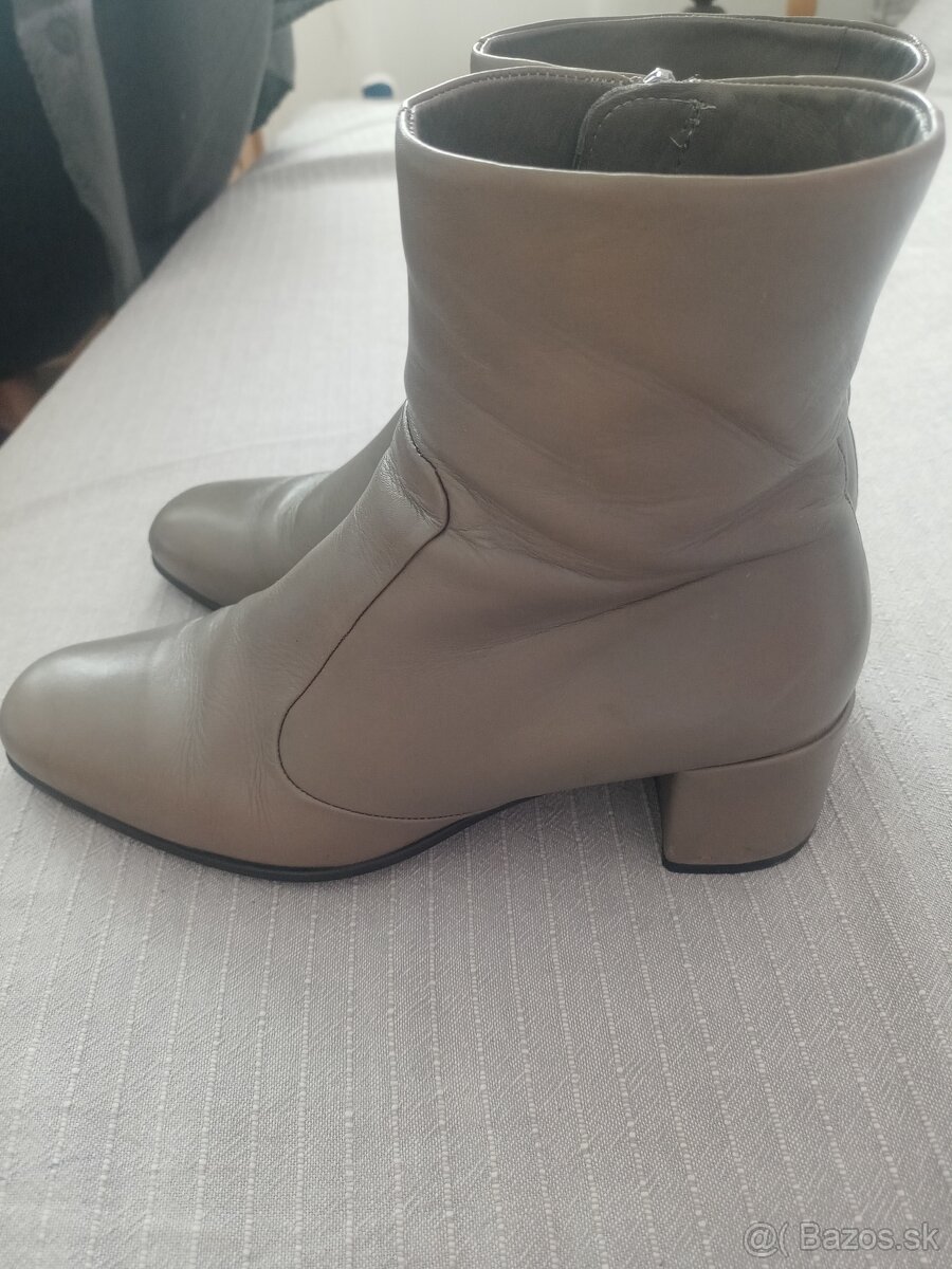 Ecco čižmy sivé 39