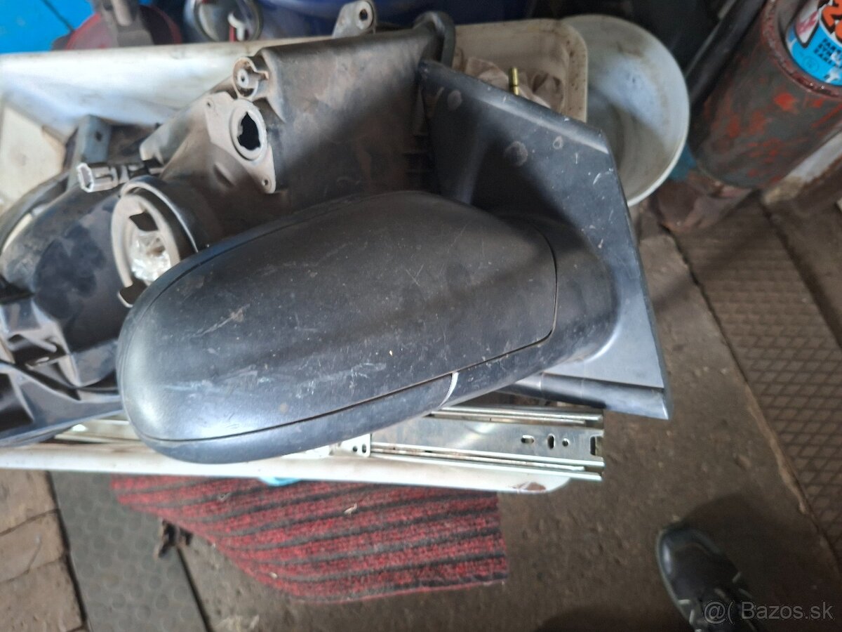 Vw fox zdkadlo