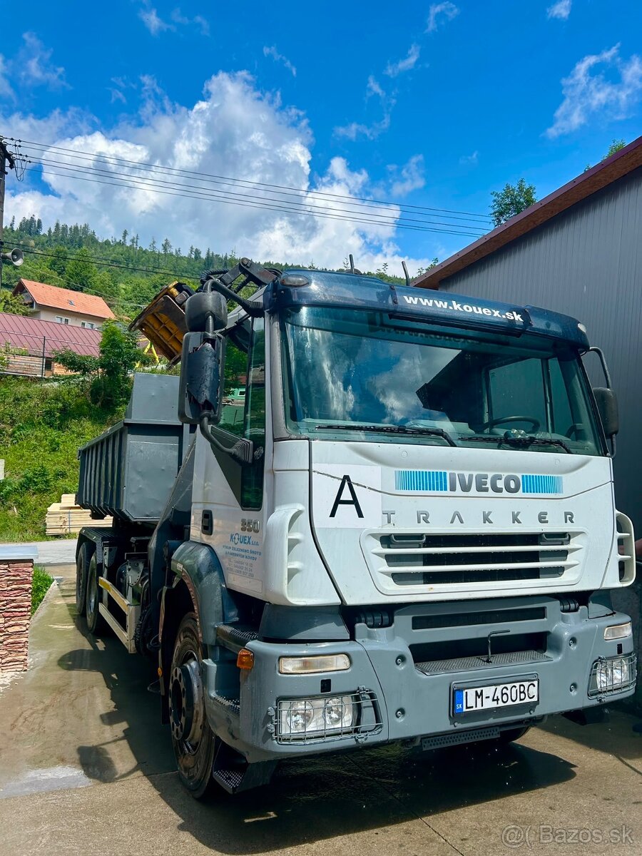 IVECO TRACKER
