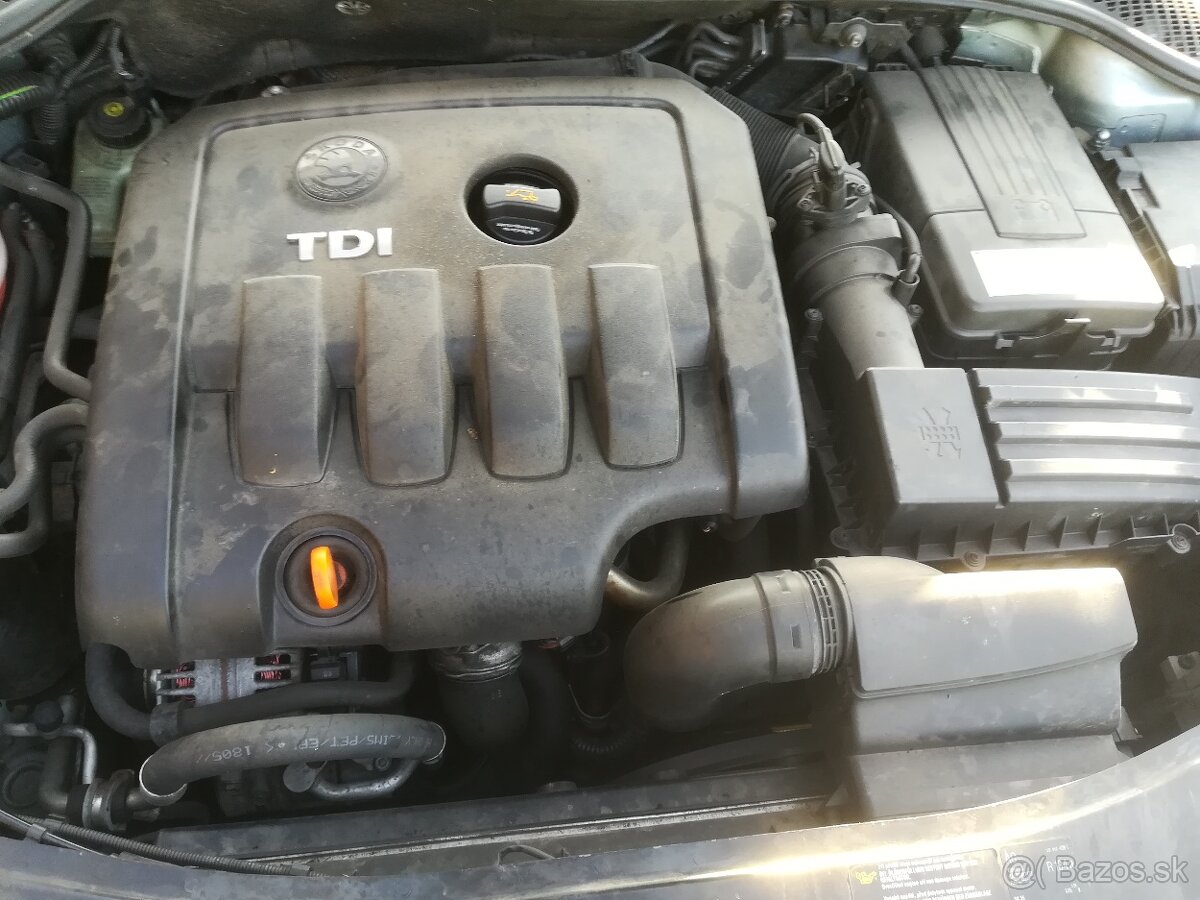 hlava, blok, motor, turbo 2.0 tdi 103kw octavia II škoda