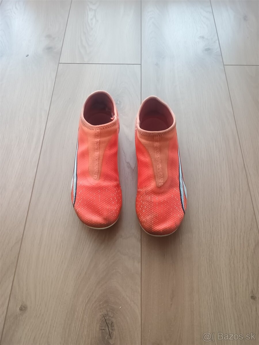 Kopačky Puma 37,5