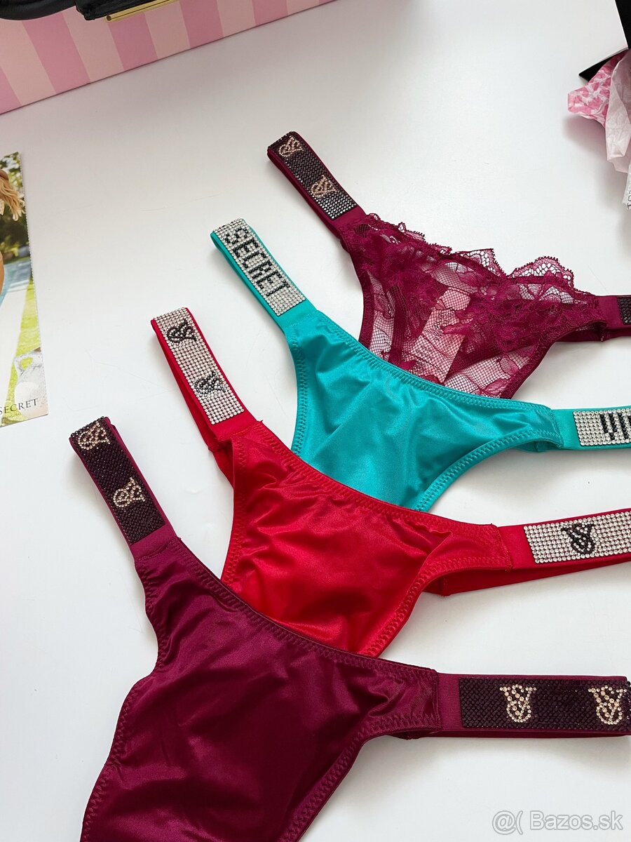 Victoria’s Secret Shine strap tanga nohavičky XS
