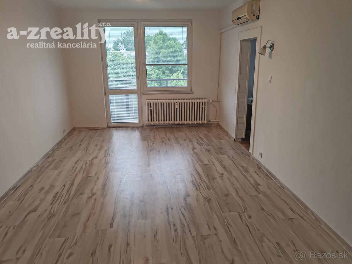 Pekný 3 izbový byt na predaj v Komárne