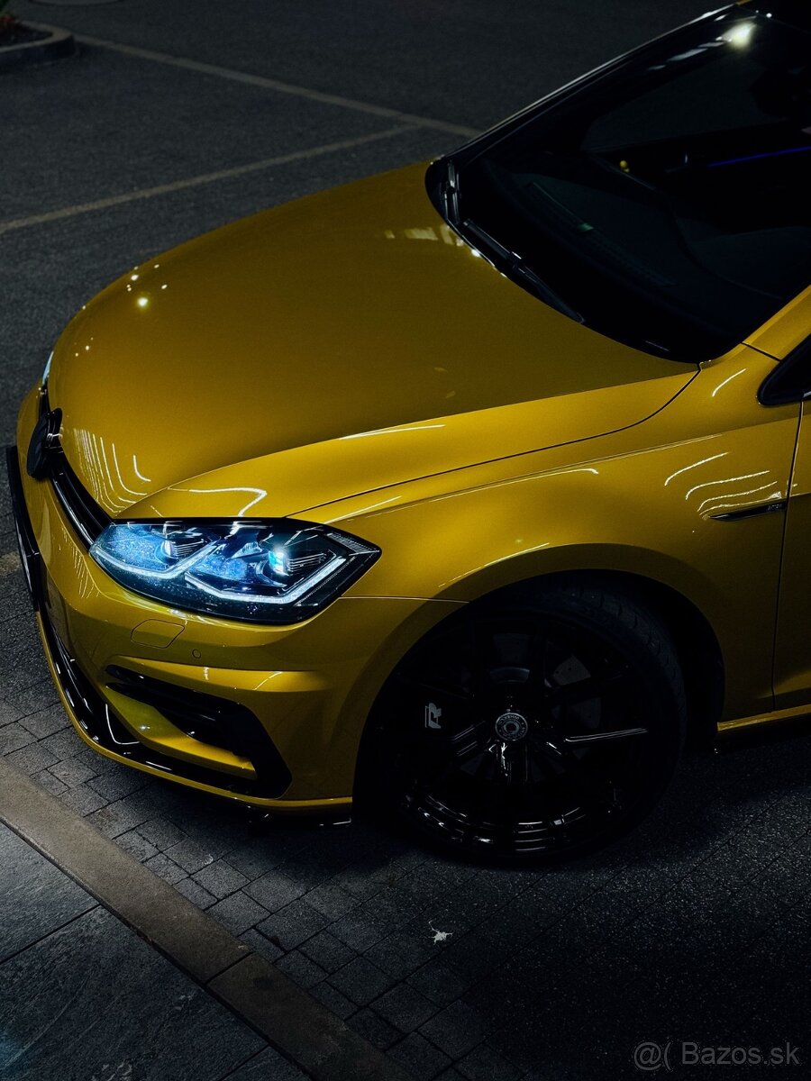 Volkswagen Golf R 7.5