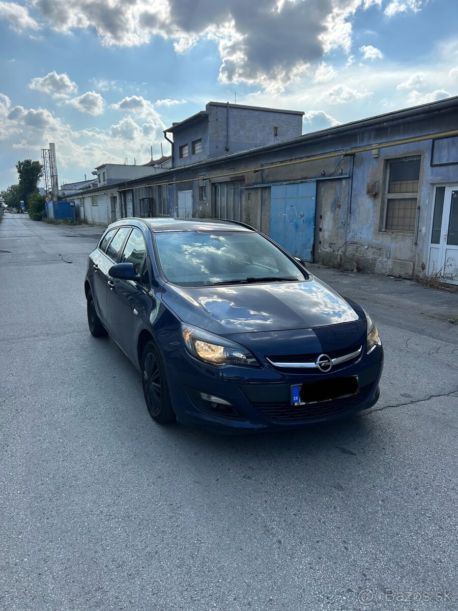 Opel Astra J caravan