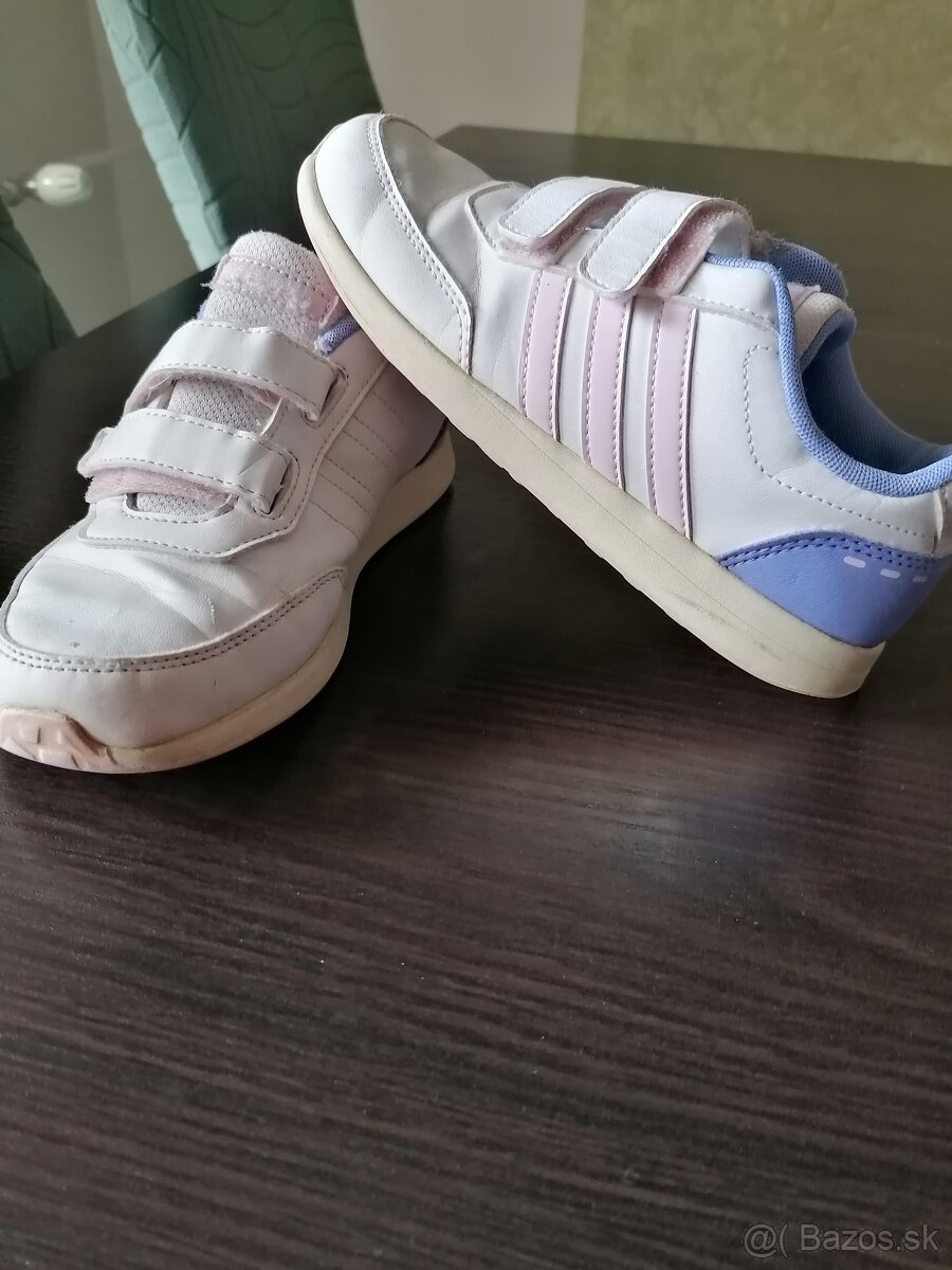 Dievčenské Adidas botasky