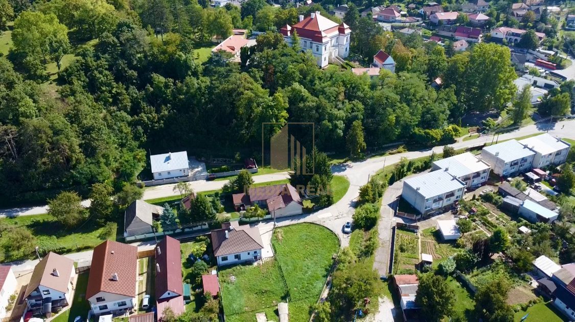 Stavebný pozemok pre RD, obec Lúka, okr.Nové Mesto nad Váhom