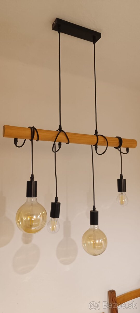 Rôzne stropné lampy