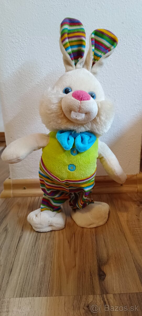 Velkonocny chodiaci zajac