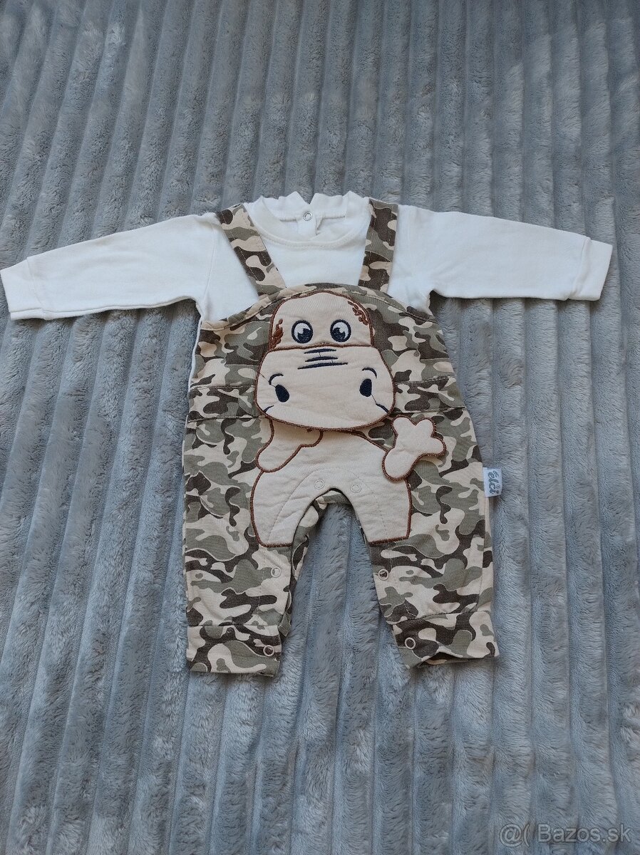 Oblečenie 3-6m (62)