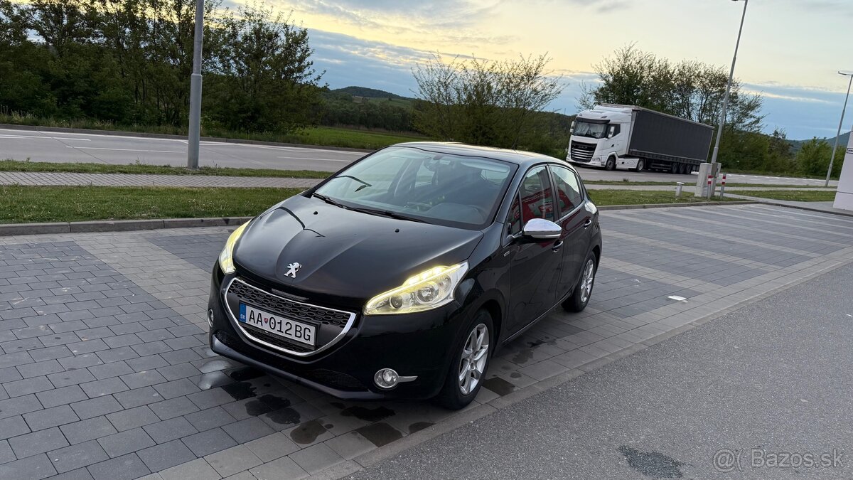 Peugeot 208 1.2 Vti