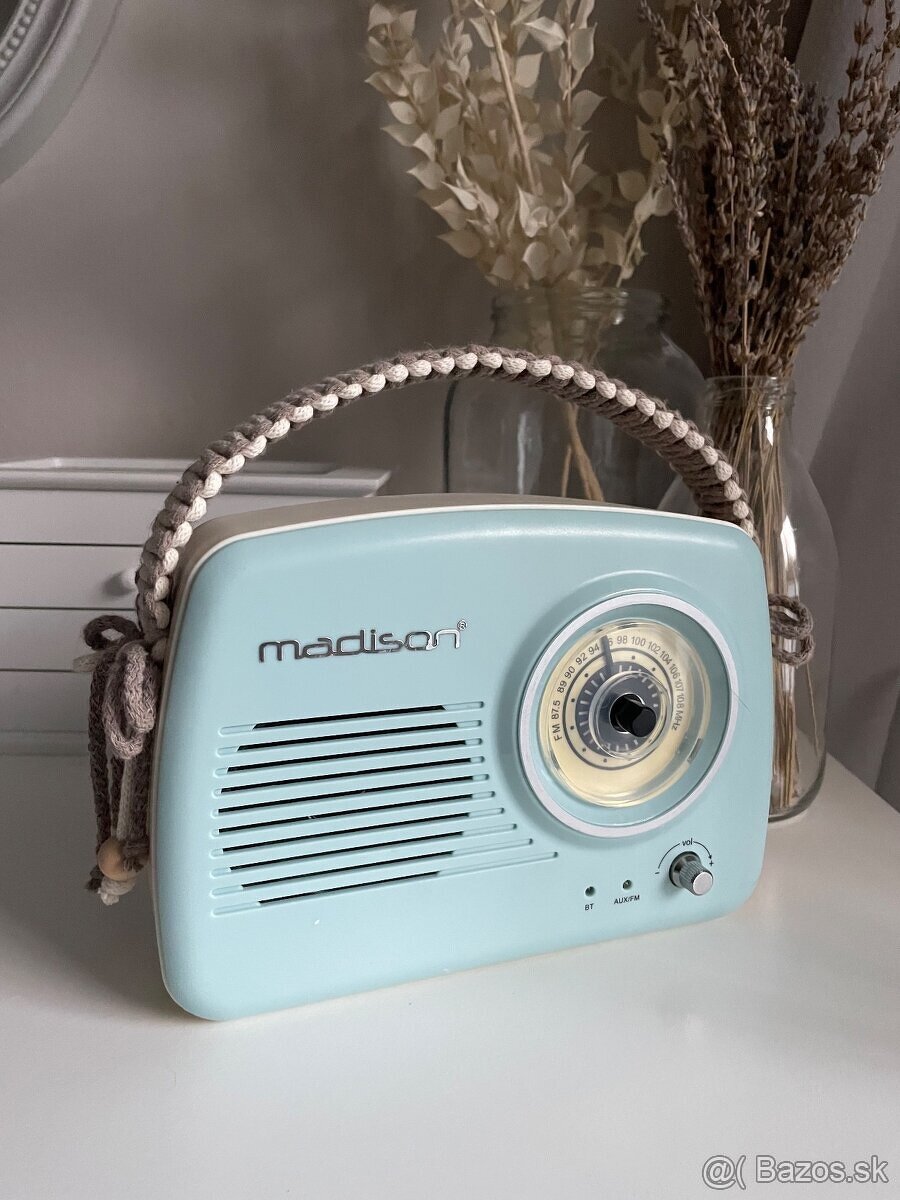 Retro radio Madison